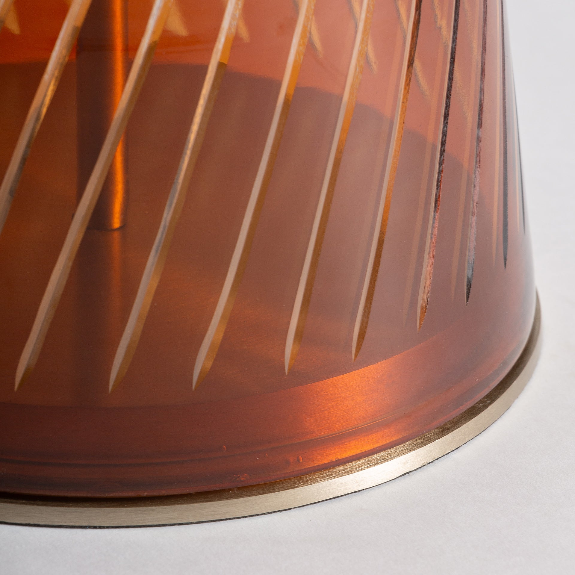 ORVOS SIDE TABLE